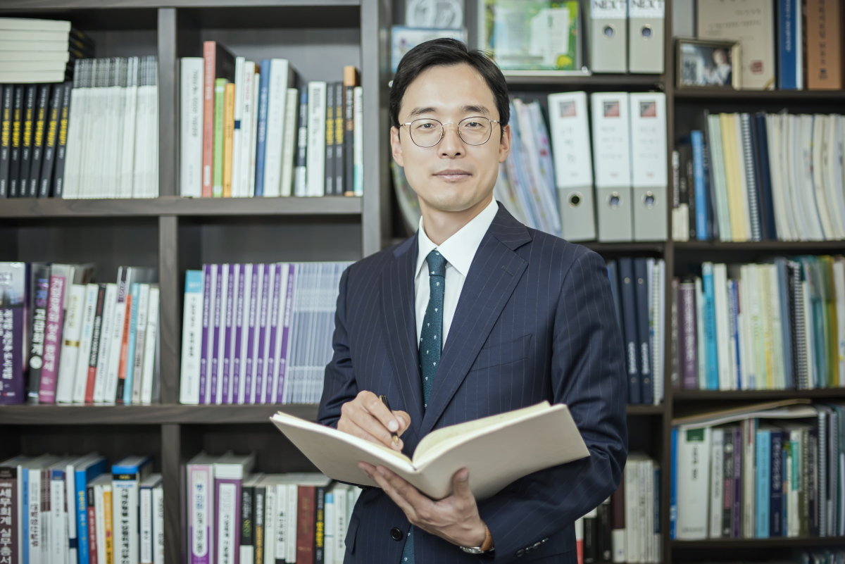 조남철 세무법인 넥스트 대표세무사 — 가업승계 세무 전략 인터뷰